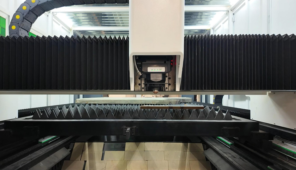 Станок лазерной резки OPTICUT 3015Н ECO 20000W запущен в эксплуатацию Станок лазерной резки OPTICUT 3015Н ECO 20000W запущен в эксплуатацию